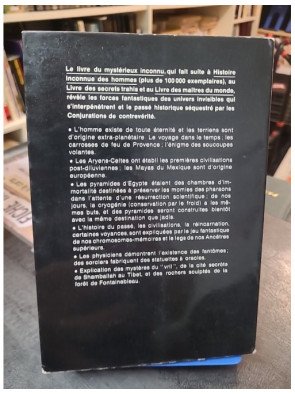 Le livre du mystérieux inconnu : L'exploration des mythes et secrets de l'humanité par Robert Charroux