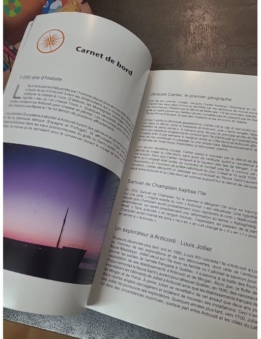 Lumière sur Anticosti - Le livre de voyage sur l'île du Québec par Yoannis Menge et Alexandre Gaudreau