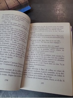Percy Jackson - Tome 1 - Le voleur de foudre de Rick Riordan