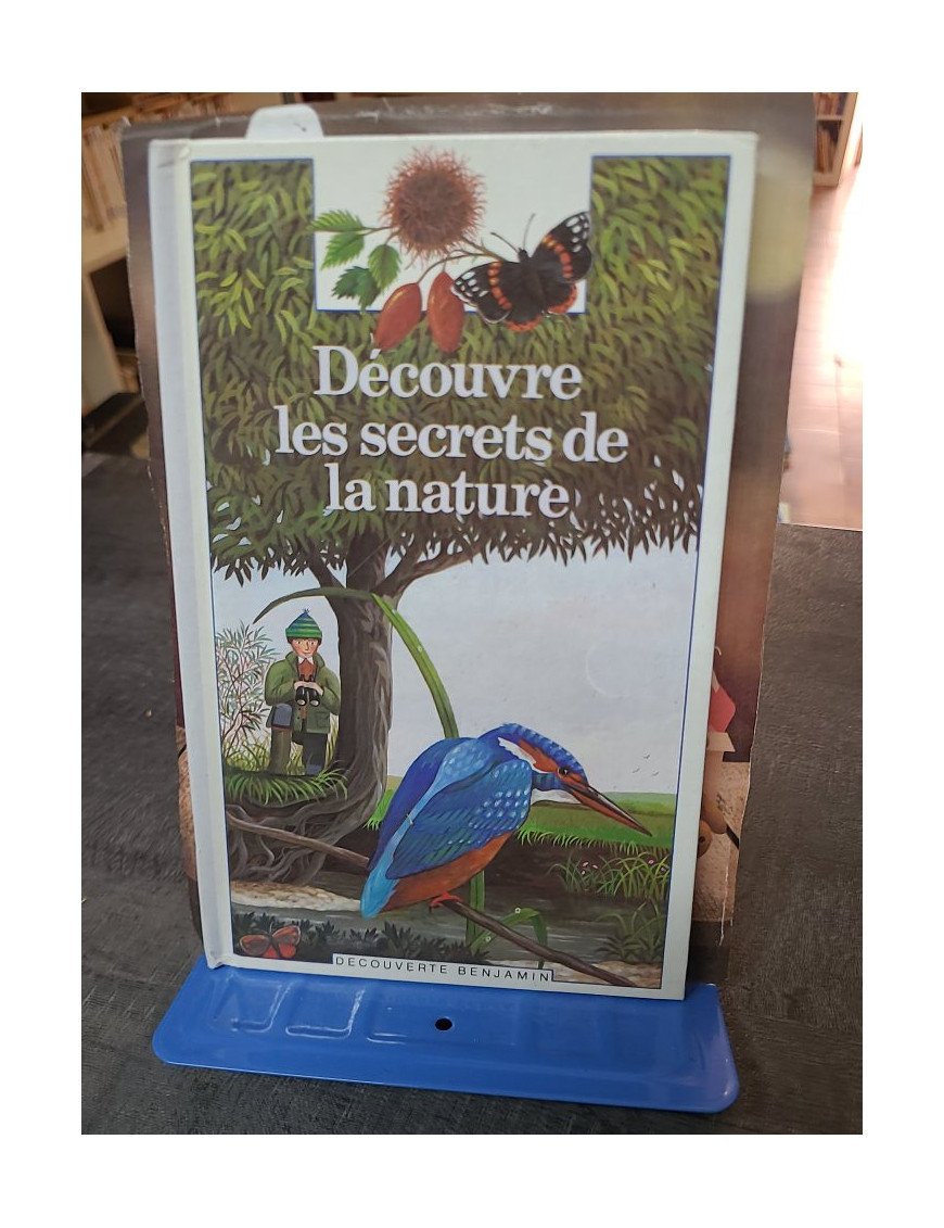 Découvre les secrets de la nature : un livre de poche illustré pour les jeunes lecteurs par Laura Bour