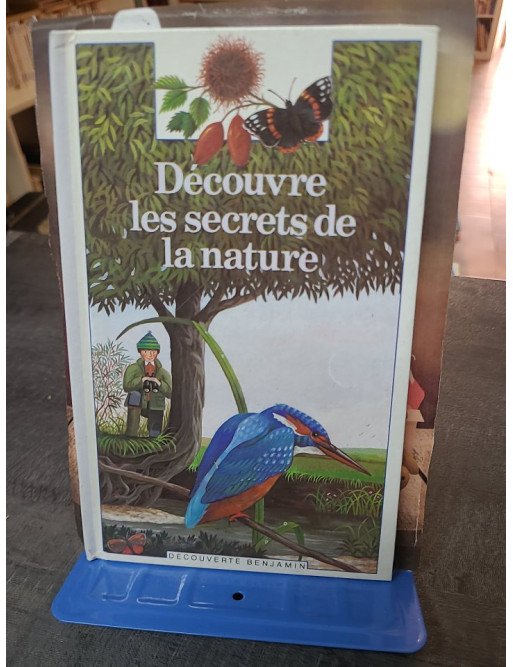 Découvre les secrets de la nature : un livre de poche illustré pour les jeunes lecteurs par Laura Bour