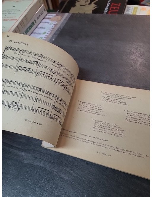 La Ronde Du Temps : 60 Chants de Circonstance avec partitions par William Lemit (Musique)