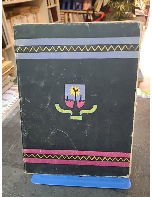 Chantons les Vieilles Chansons d'Europe (232 chansons populaires) par Arma Paul. Éditions Ouvrières 1946