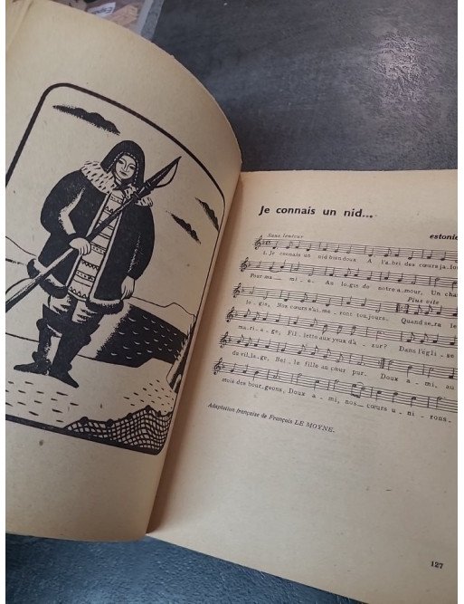 Chantons les Vieilles Chansons d'Europe (232 chansons populaires) par Arma Paul. Éditions Ouvrières 1946