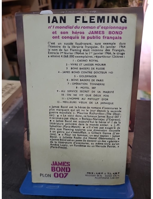 Vivre et Laisser Mourir - James Bond 007 - Le roman d'espionnage culte de Ian Fleming