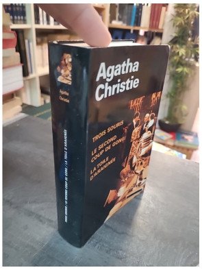 Trois Souris / Le Second Coup de Gong / La Toile d'Araignée - Agatha Christie - Roman Policier