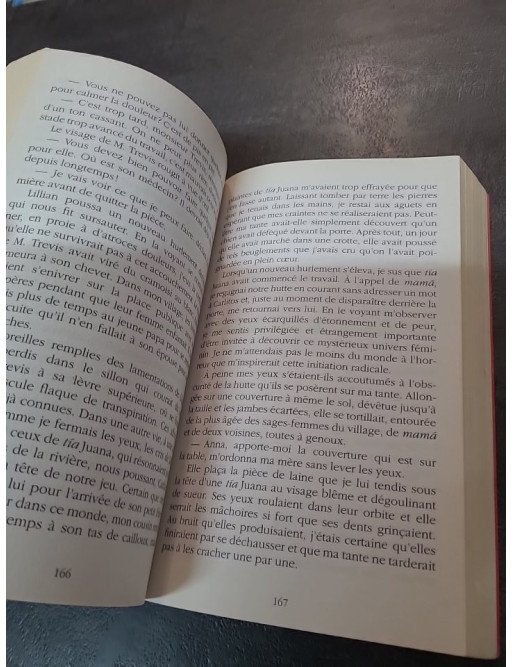 Le don d'Anna - Un roman optimiste et bouleversant sur l'amour, l'exil et l'espoir par Cecilia Samartin