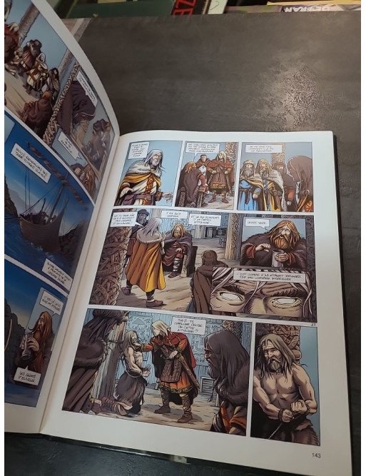 Hammerfall : L'Intégrale - Saga Viking entre histoire et mythologie nordique (Sylvain Runberg & Boris Talijancic)