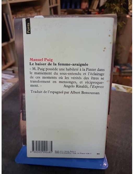 Le Baiser de la femme-araignée : Roman culte sur l'amour et l'évasion par Manuel Puig (Points)