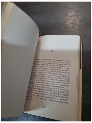 Les chemins de l'enfance de Laurence Dal Cappelo : Un roman sur les souvenirs et les découvertes de jeunesse