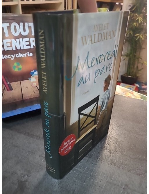 Mercredi au parc : Le roman émouvant d'Ayelet Waldman sur le deuil, la maternité et le rôle de belle-mère