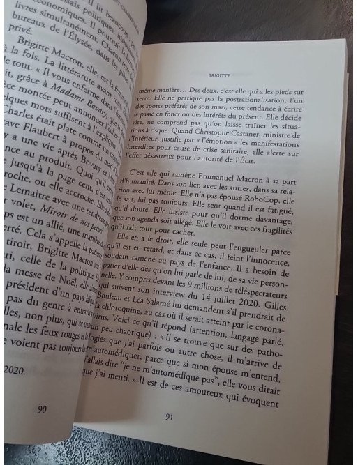 Président cambrioleur : L'enquête fascinante sur Emmanuel Macron par Corinne Lhaïk