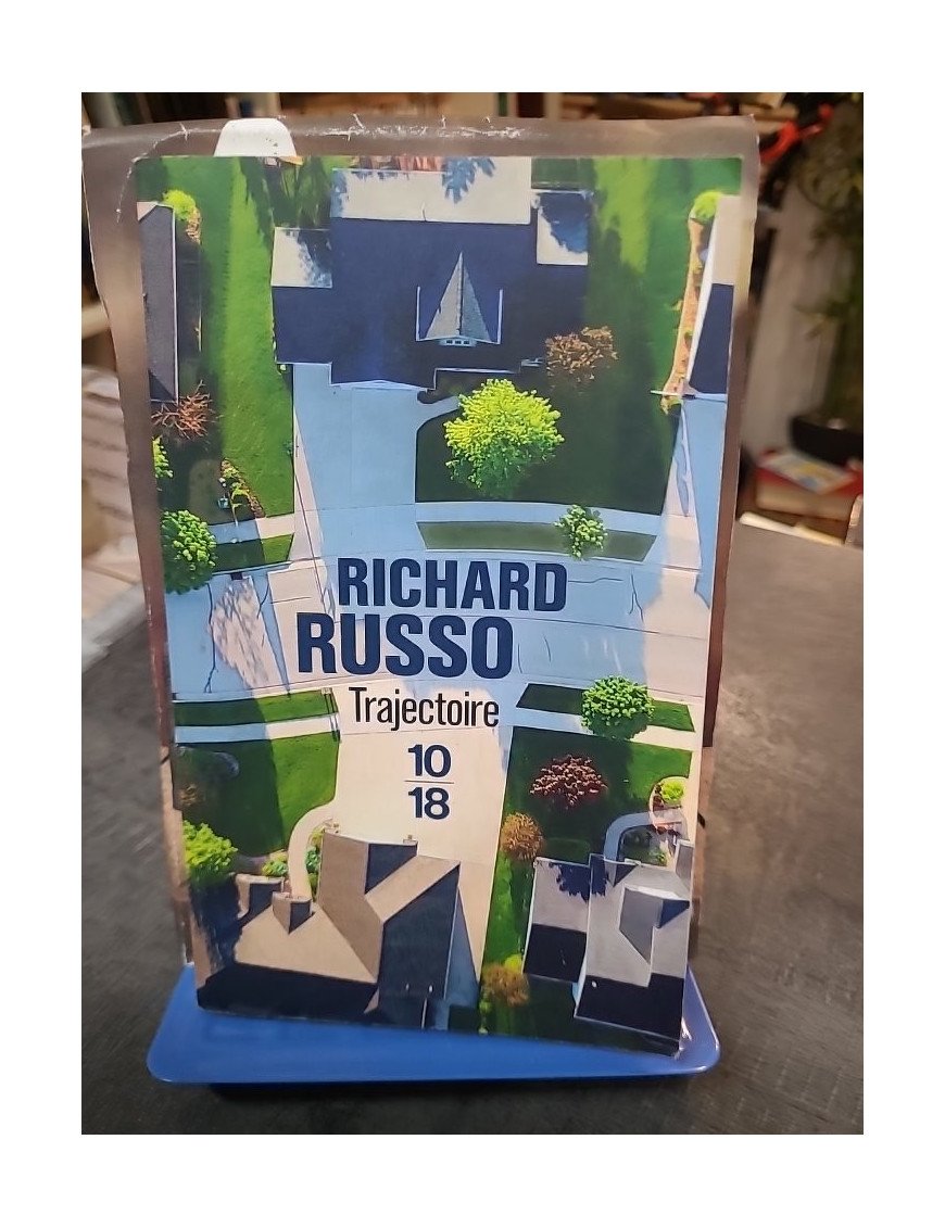 Trajectoire Richard Russo - Recueil de Nouvelles sur la Remise en Question et les Regrets Existenciels