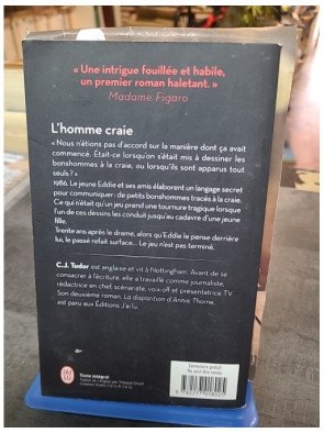L'homme craie C.J. Tudor - Thriller psychologique sur les secrets d'enfance et un meurtre en 1986