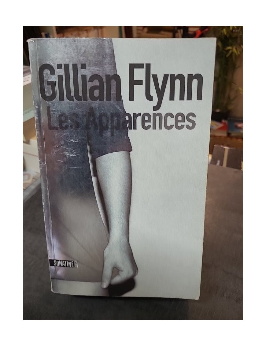 Les Apparences (Gone Girl) de Gillian Flynn - Thriller psychologique sur les secrets du mariage