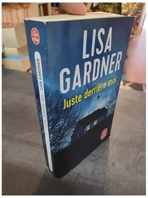 Juste Derrière moi : L'enquête captivante de Pierce Quincy et Rainie Conner par Lisa Gardner