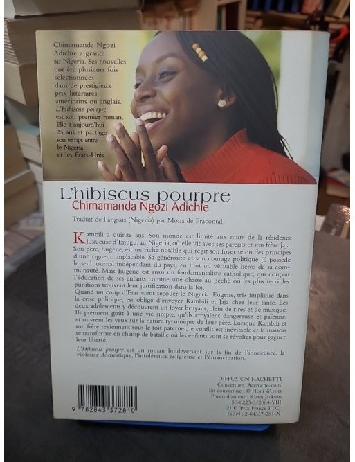 L'hibiscus pourpre - Roman bouleversant sur l'émancipation par Chimamanda Ngozi Adichie