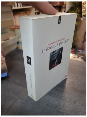 L'hibiscus pourpre - Roman bouleversant sur l'émancipation par Chimamanda Ngozi Adichie