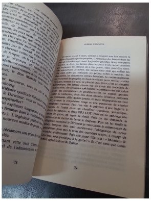 Une comédie française Erik Orsenna - Chronique d'une famille dans l'après-guerre (1945-1965)