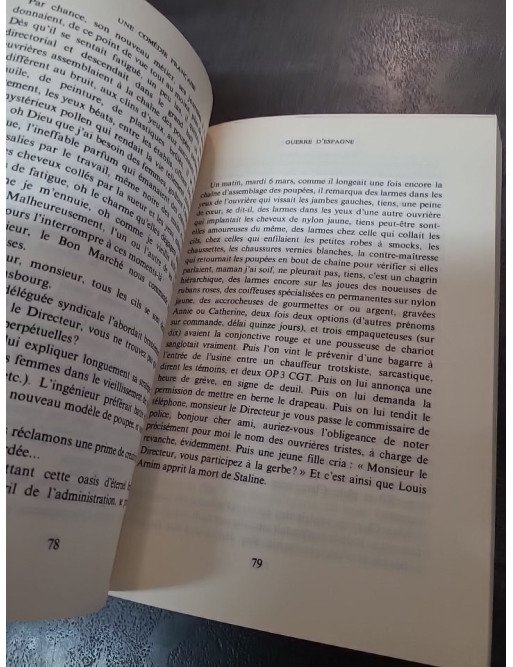Une comédie française Erik Orsenna - Chronique d'une famille dans l'après-guerre (1945-1965)