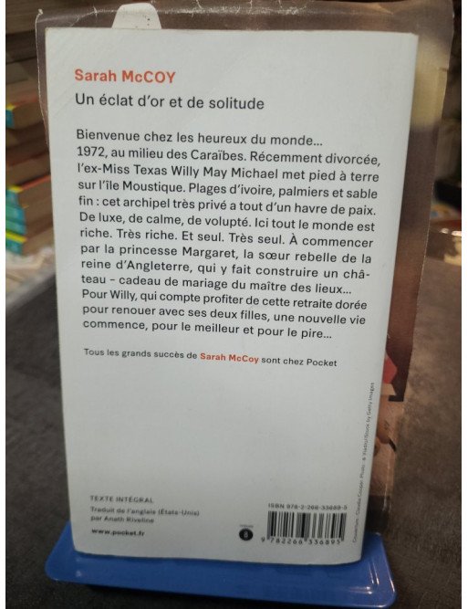 Un éclat d'or et de solitude par Sarah McCoy - Roman contemporain Pocket