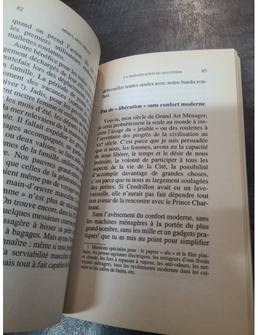 Merci, mon siècle : les bienfaits du XXe siècle pour les femmes et la vie quotidienne - Christiane Collange