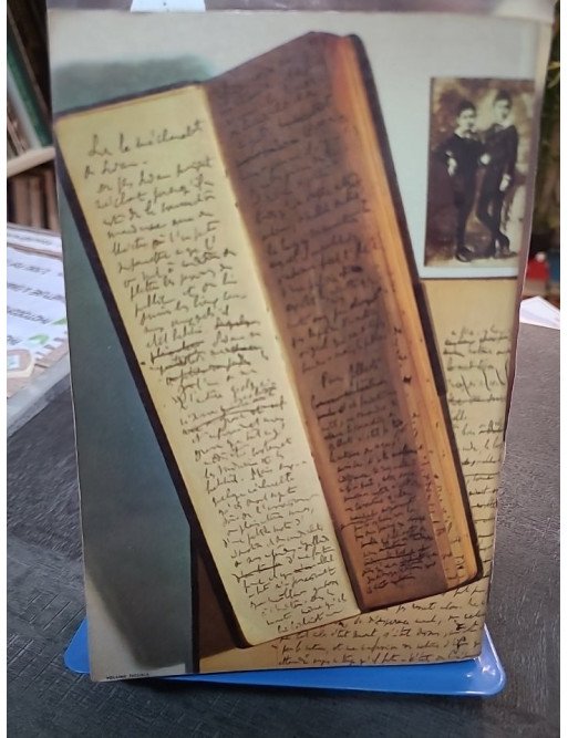 Du côté de chez Swann, le roman emblématique de Marcel Proust, explore l'enfance et l'amour dans La Recherche.