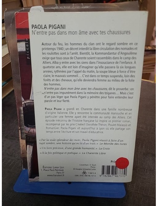 N'entre pas dans mon âme avec tes chaussures - Paola Pigani