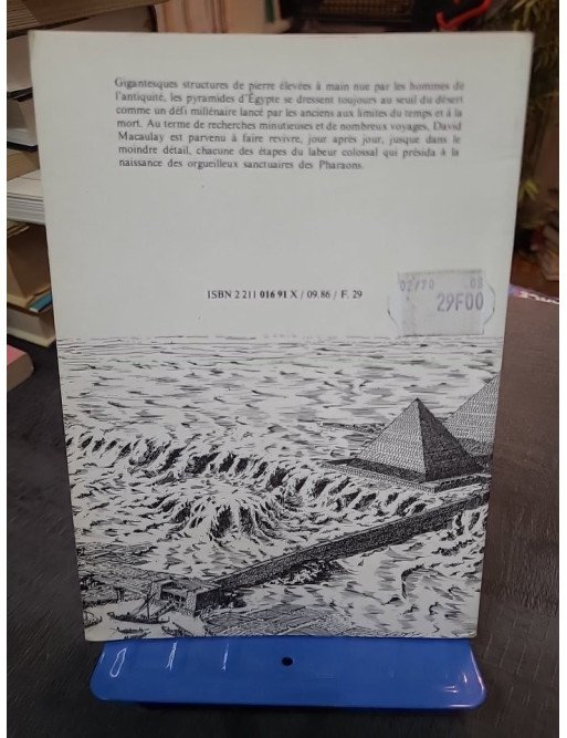 Naissance D Une Pyramide - David Macaulay