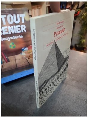Naissance D Une Pyramide - David Macaulay