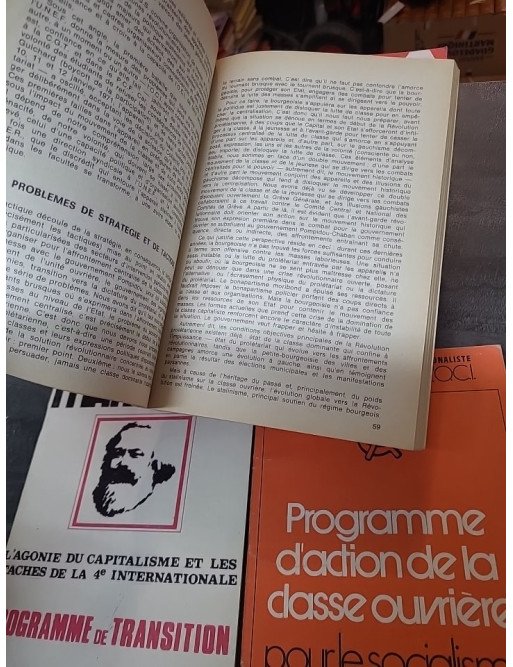 Lot de documents communistes - Cahiers du Marxisme L'Agonie du Capitalisme et les taches de la IVe Internationale