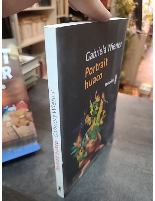 Portrait huaco - Gabriela Wiener
