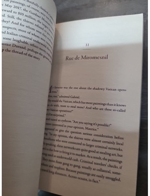 The Collector Daniel Silva HarperCollins