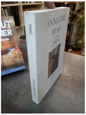 Annuaire Officiel de la Fédération Française de Football 1974-1975 : le guide historique du football français