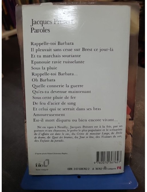 Paroles de Jacques Prévert | Poésie, amour et révolte contre la société moderne