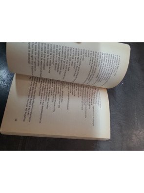 Paroles de Jacques Prévert | Poésie, amour et révolte contre la société moderne