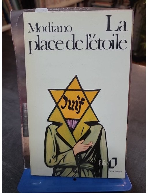 La Place de l'étoile par Patrick Modiano | Premier roman récompensé | Collection Blanche Gallimard
