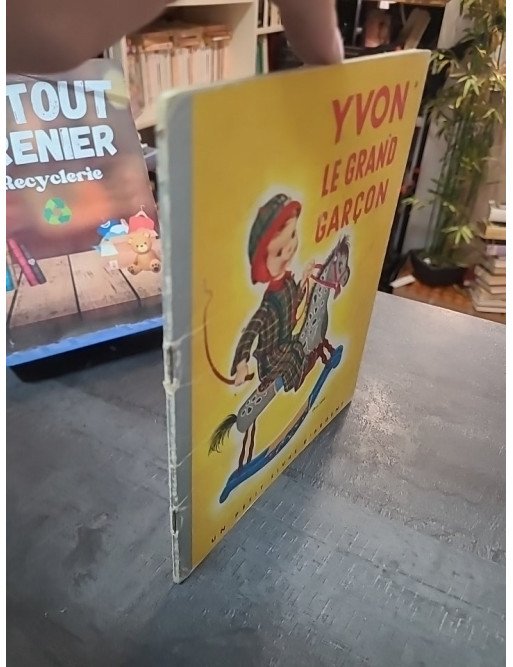 Yvon le grand garçon par Kathryn et Byron Jackson