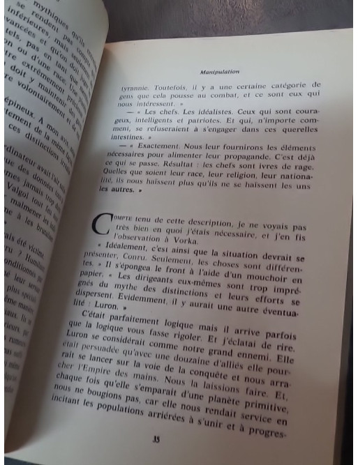 Marginal N°6 Rois étranges et dictateurs fous de l’avenir