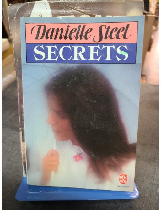 Secrets - Danielle Steel