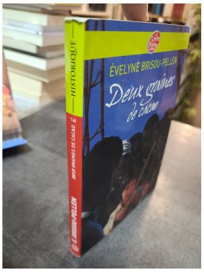 Deux graines de cacao - Évelyne Brisou-Pellen