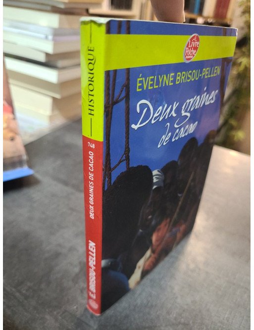 Deux graines de cacao - Évelyne Brisou-Pellen