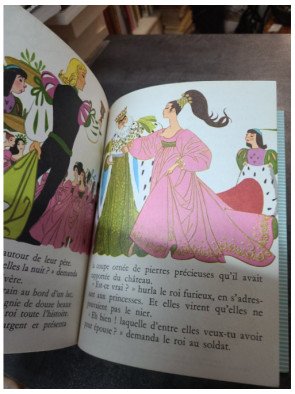 Le bal des douze princesses
