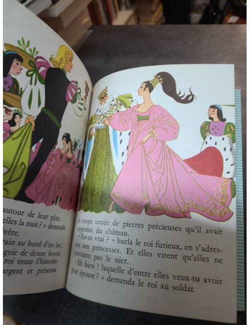 Le bal des douze princesses