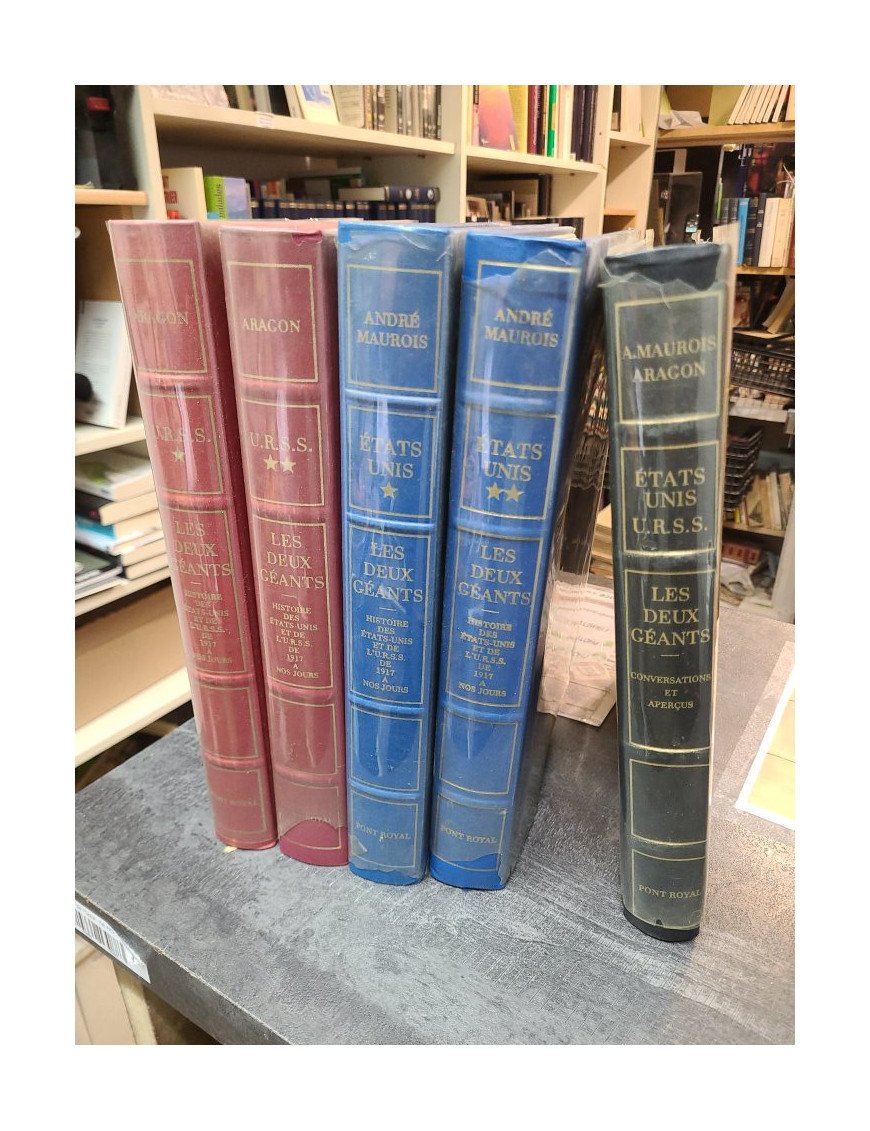 Les Deux Géants - Histoire de l'U.R.S.S. Tome V: De 1929 à nos jours (vendu en lot de 5 volumes)