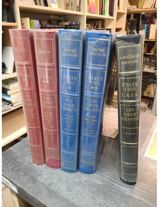 Les Deux Géants - Histoire de l'U.R.S.S. Tome V: De 1929 à nos jours (vendu en lot de 5 volumes)