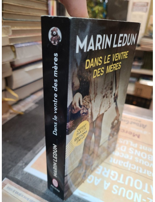Dans le ventre des mères