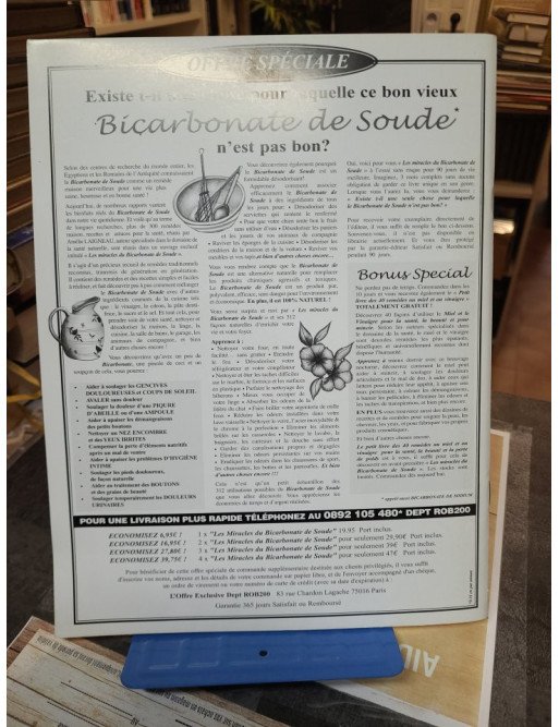 The Honey Book Emily Thacker édition 1994 livre du miel