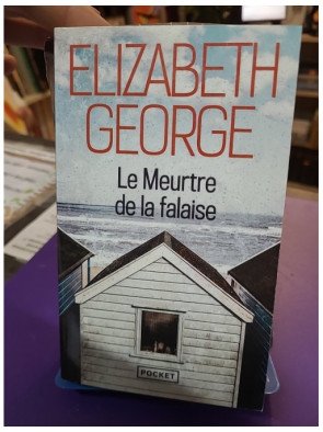 Le meurtre de la falaise Elizabeth George édition Pocket