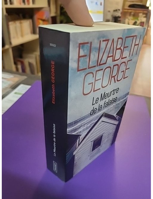 Le meurtre de la falaise Elizabeth George édition Pocket